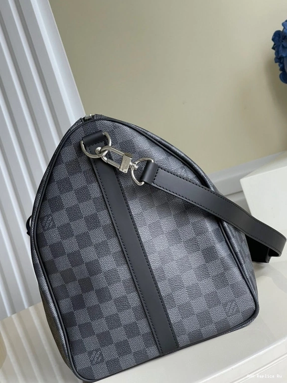 AAA Replica Ru 50 BANDOULIÈRE KEEPALL LOUIS VUITTON 0801